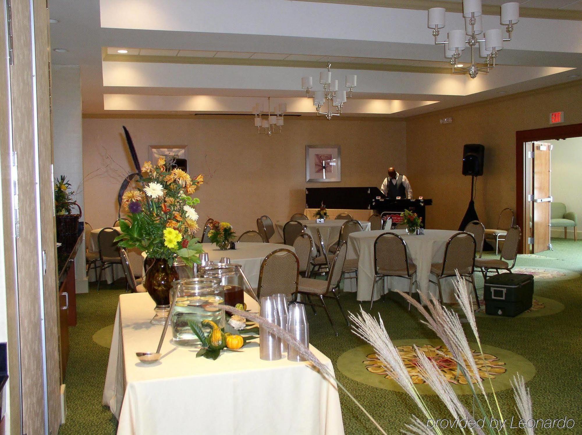 Holiday Inn Santee By Ihg Restaurant photo